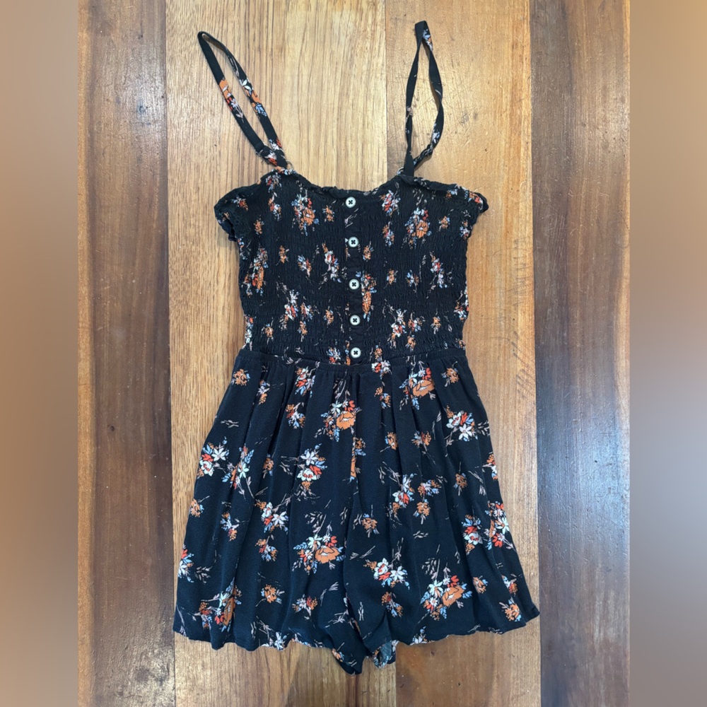 Wild Fable Women’s Romper Smocked Bodice Black Floral Spaghetti Straps Small